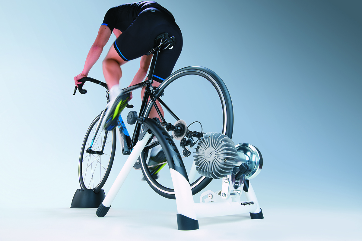 サイクルトレーナーでいつでも楽しめます ｜ ジャイアントストアびわ湖守山