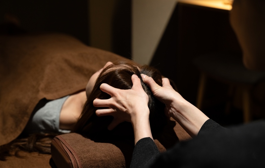 ドライヘッド＆リラクゼーションペアコース」の体験ギフト。つぼみや