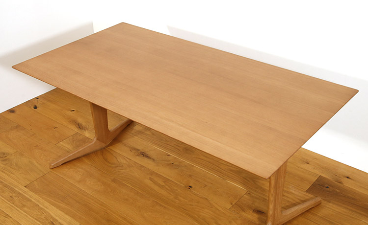 B品・在庫処分】日進木工 geppo(ゲッポ) ダイニングテーブル 幅160cm