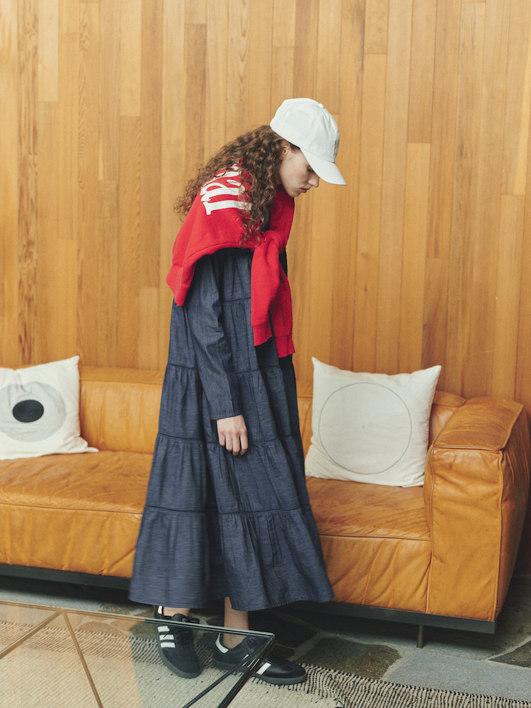 3ブランドに別注したRHC Ron Hermanのデニムで、表情豊かな秋の