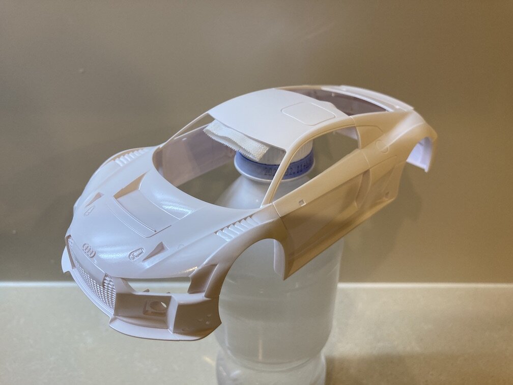 MINI-Z(ミニッツ)走行日誌 アウディR8 2015 のボディを作る