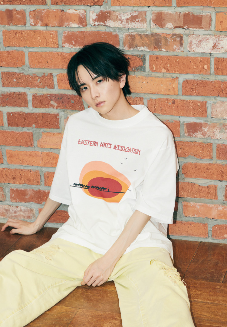 板垣李光人が着る！服好きを魅了する国産“ドメブランド”｜メンズライフ