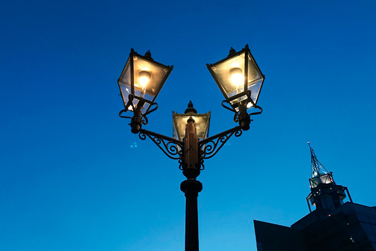 ガス燈（富山市・松川べり） | GOOD LUCK TOYAMA｜月刊グッドラックとやま