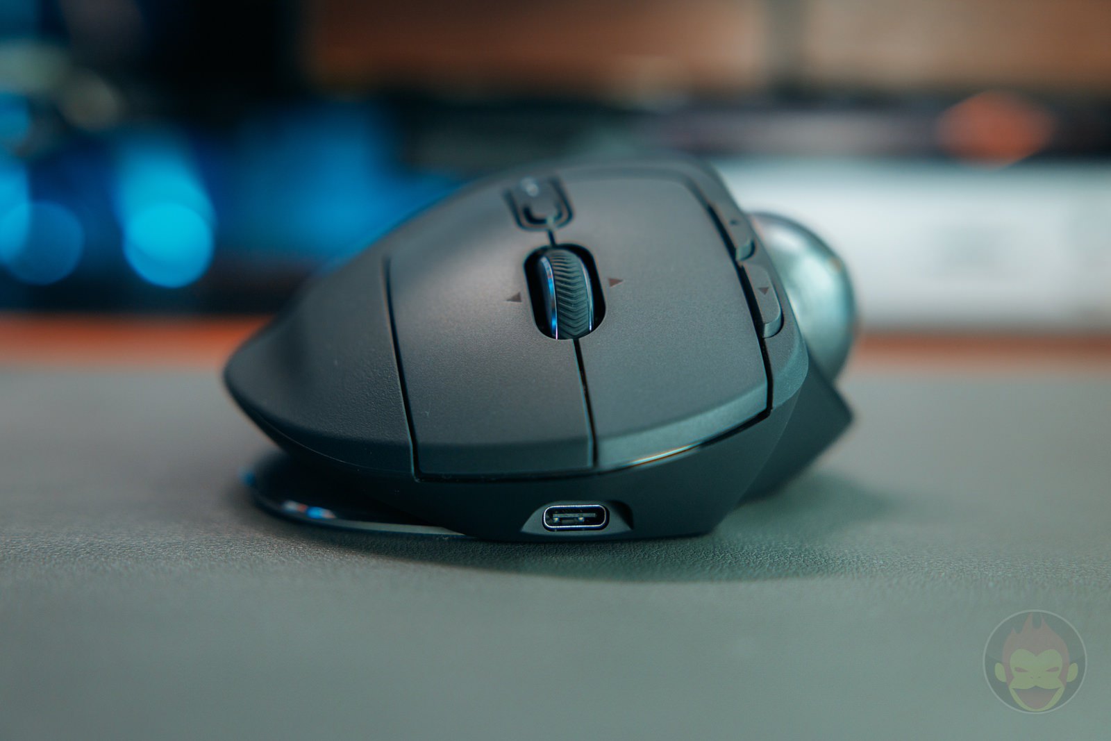 生粋のMX Masterユーザー、トラックボールマウス「MX ERGO S」「M575SP