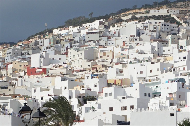 世界の絶景】モロッコのなかのアンダルシア、世界遺産の白い町
