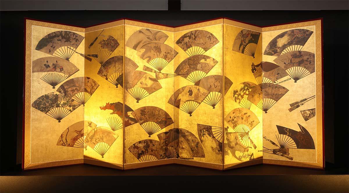 俵屋宗達「扇面散図屏風」の高精細複製品を金沢美術工芸大学に寄贈