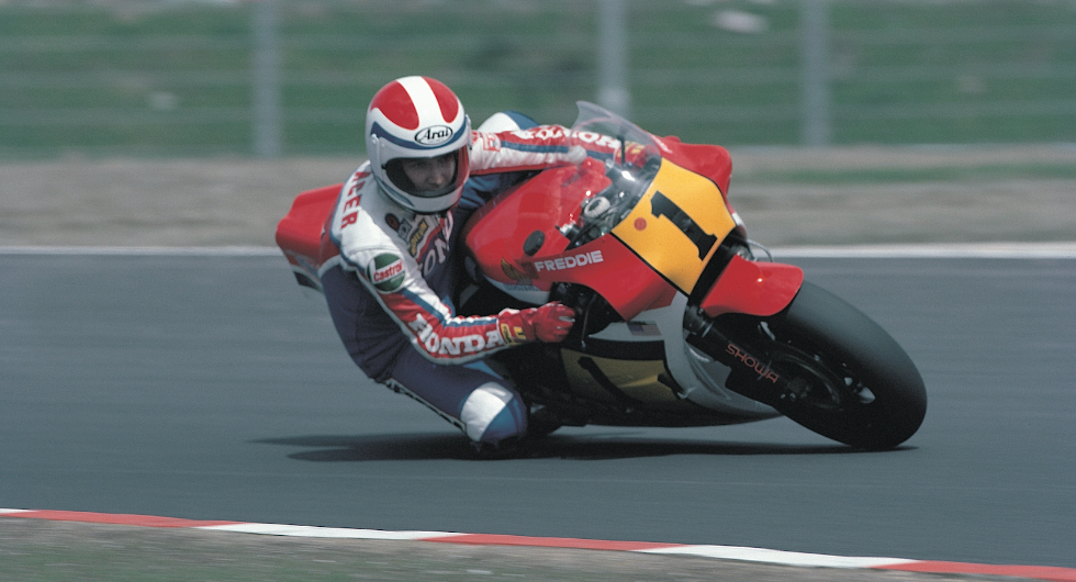 NS500の技術仕様とレース｜RACERS Honda二輪レーシングマシン列伝