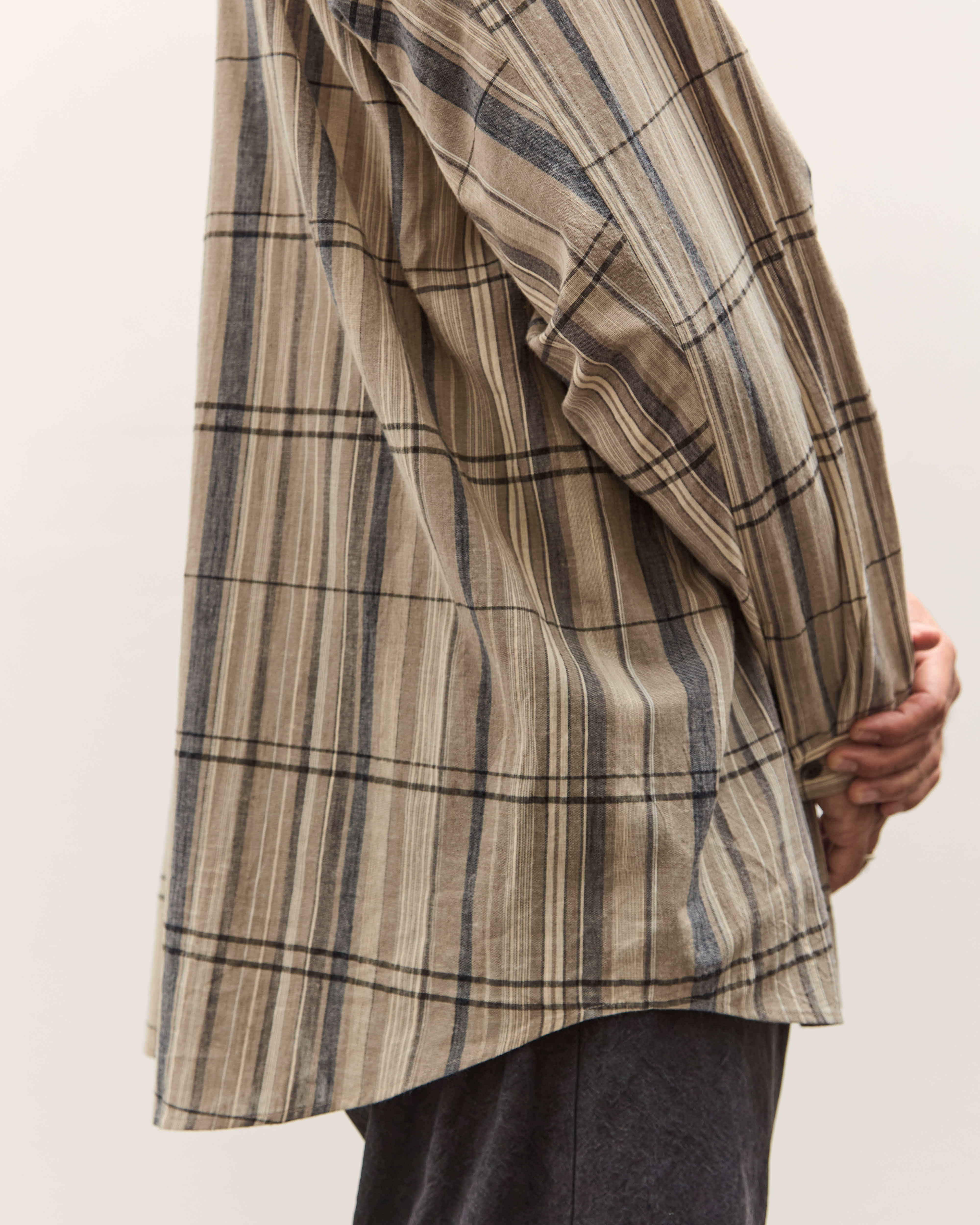 Jan-Jan Van Essche Shirt #106, Plaster – Glasswing