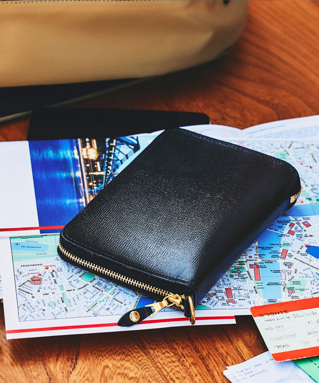 GLENROYAL公式サイト限定]オーガナイザーウォレット（エンボス） 全3色