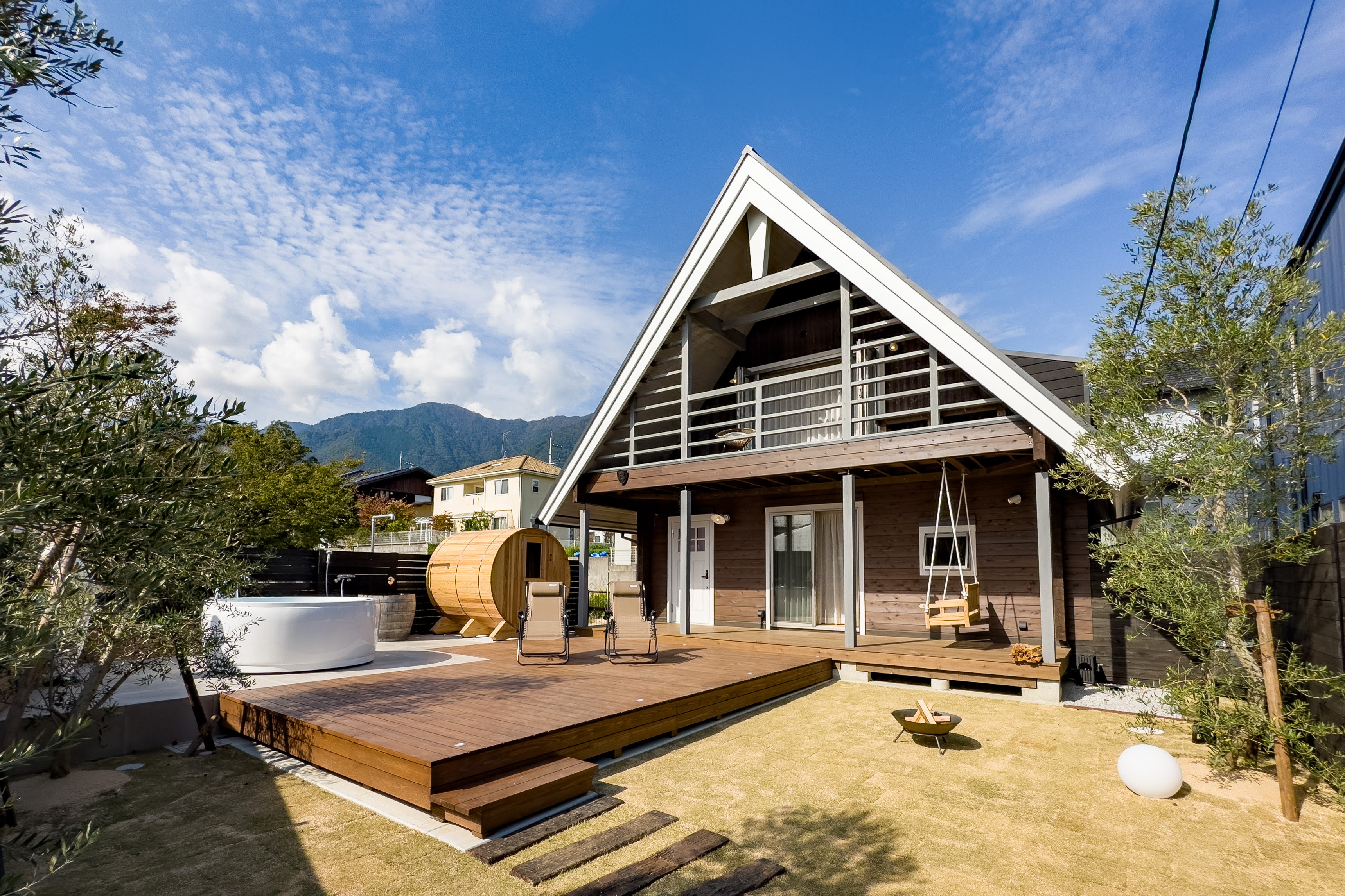 凪】IZA-nagi（三角の家：一棟貸し別荘定員最大10名）｜IZA近江舞子