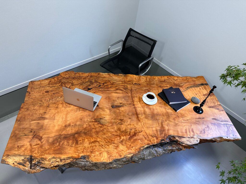 屋久杉虎瘤杢入り一枚板 GR53 | GRAXEN JAPAN