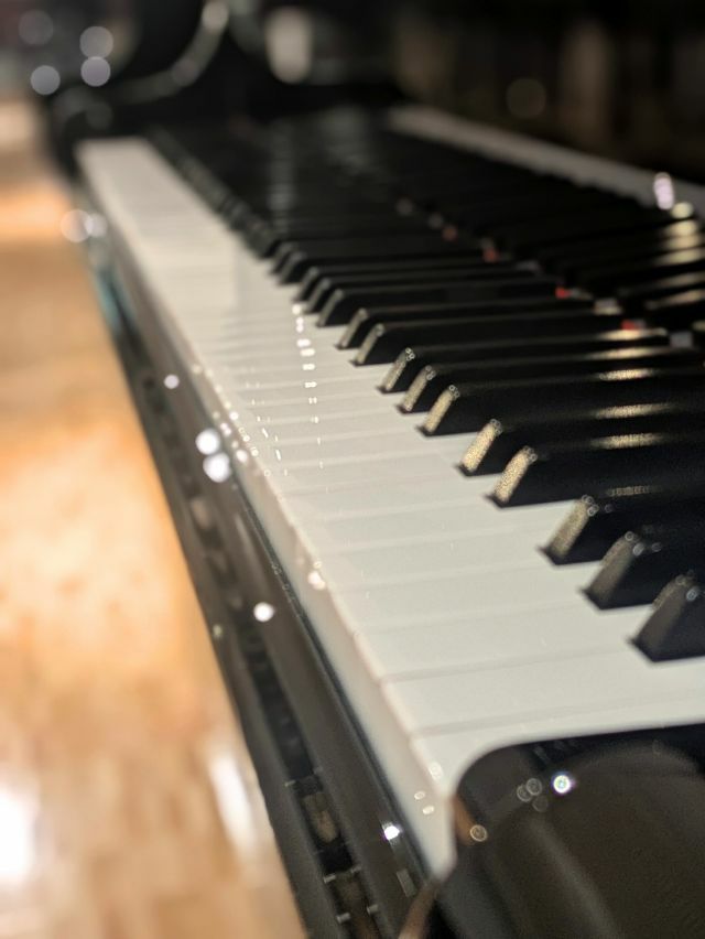 KAWAI(カワイ) RX2G-EU 中古グランドピアノ さらなる進化を遂げた