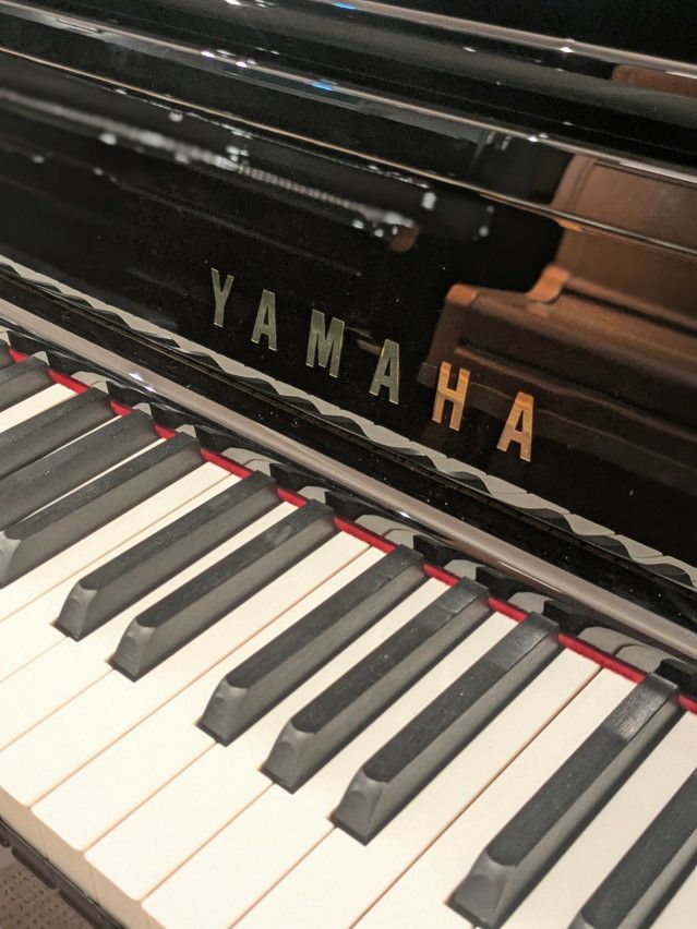 YAMAHA(ヤマハ) YU50 中古ピアノ ライバルはグランドピアノ！ヤマハの