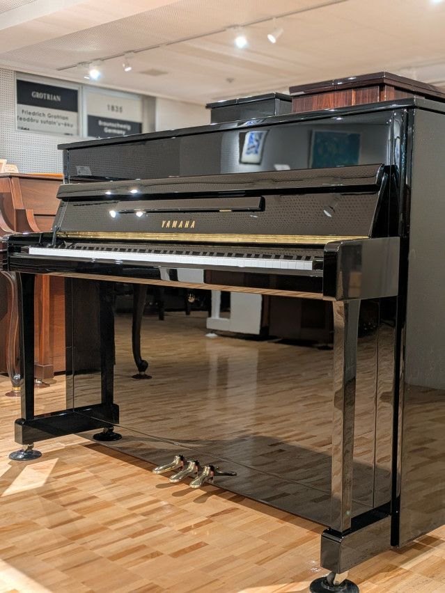 YAMAHA(ヤマハ) b113 中古ピアノ 初めてのピアノとしてお勧め。高さ
