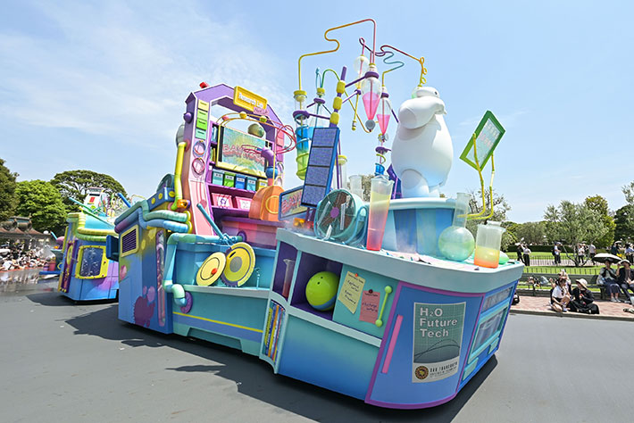 東京ディズニーランド、パレードが始まる15分前にまさかのサプライズ