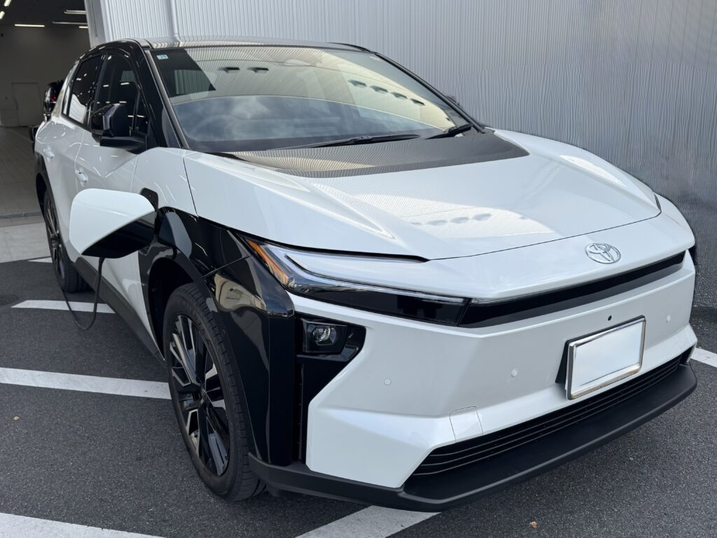 新型bZ4X」ご成約いただいた方へキャンペーン実施中！トヨタ純正充電