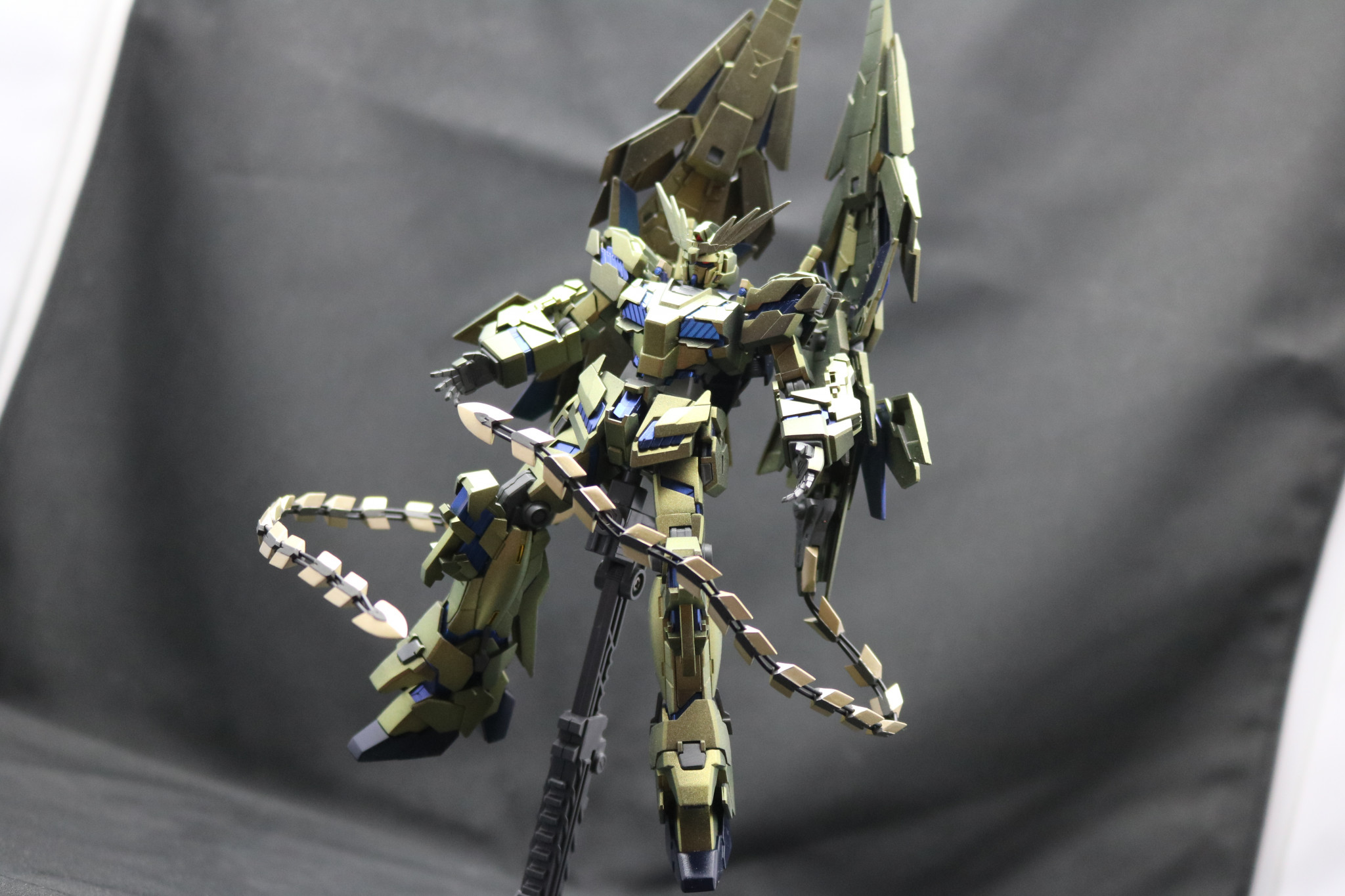 ユニコーンガンダム三号機フェネクス｜貧乏クジさんのガンプラ作品