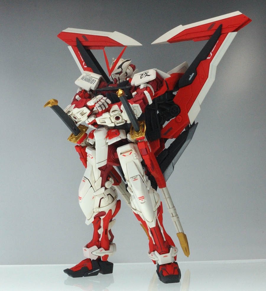 MG ガンダムアストレイ レッドフレーム改 塗装済み完成品