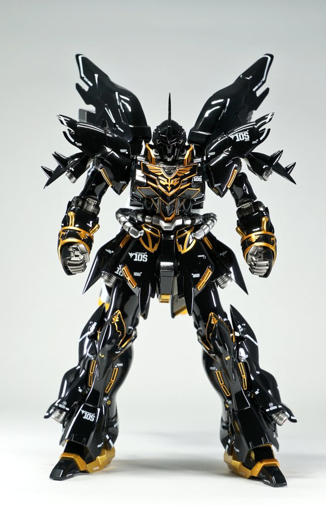 シナンジュ 黒騎士｜toshi-zouさんのガンプラ作品｜GUNSTA（ガンスタ）