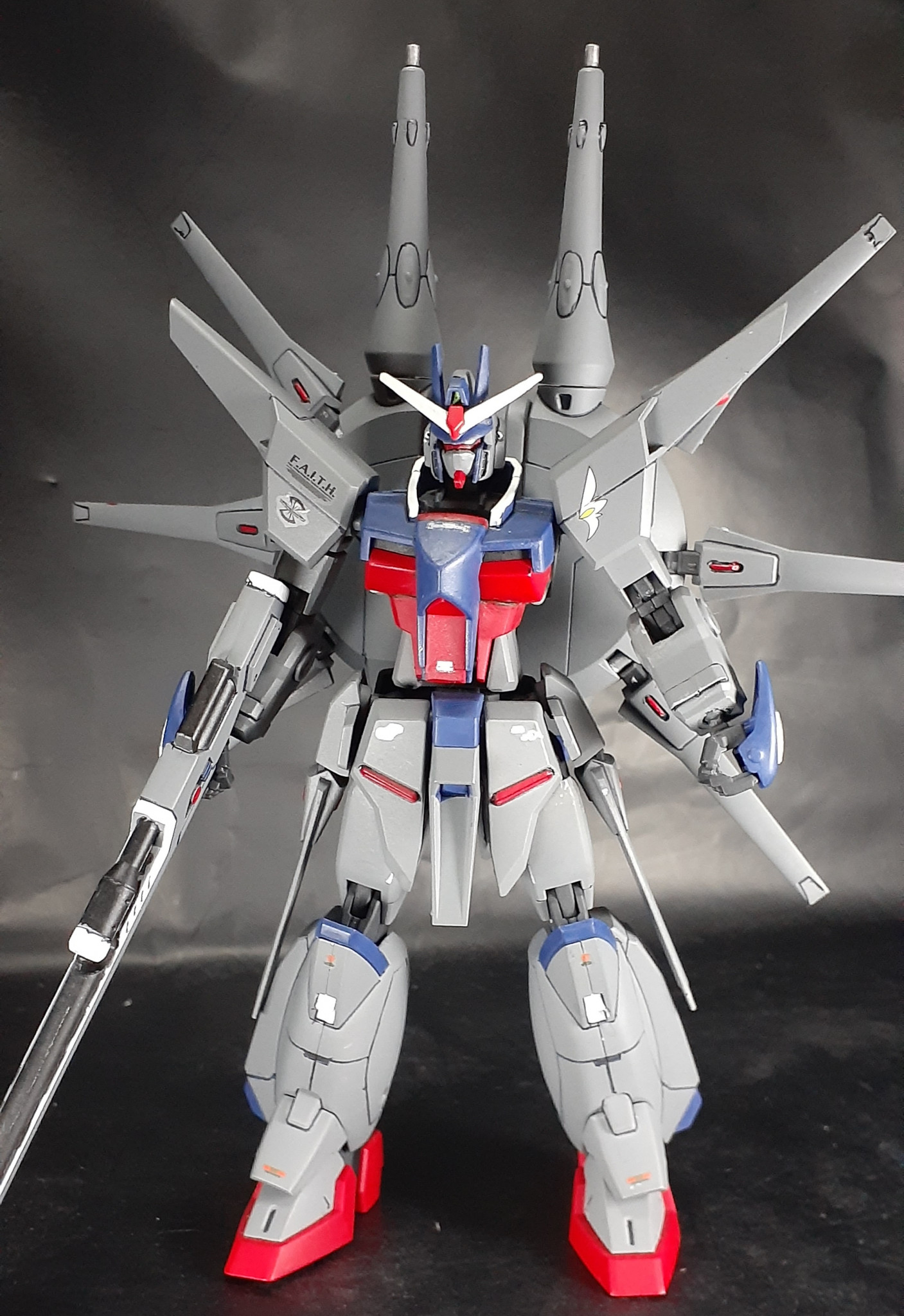 伝説の守護者」レジェンド｜レイさんのガンプラ作品｜GUNSTA（ガンスタ）