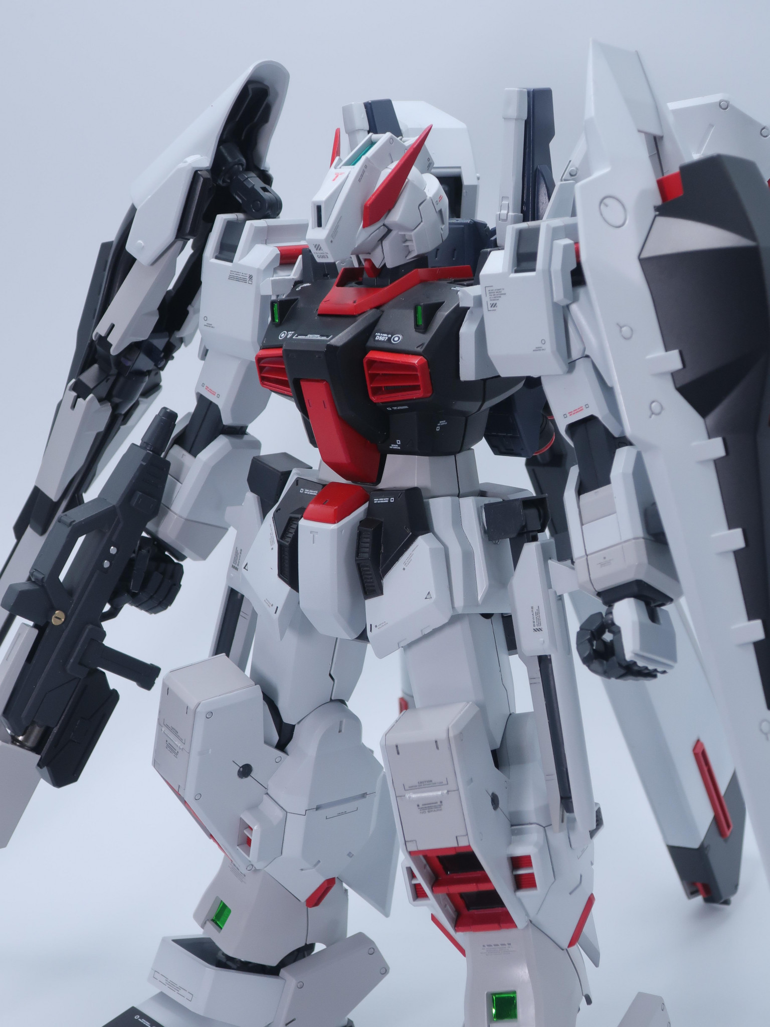 MG ガンダムTR-1［ヘイズル・アウスラ］｜道化師さんのガンプラ作品