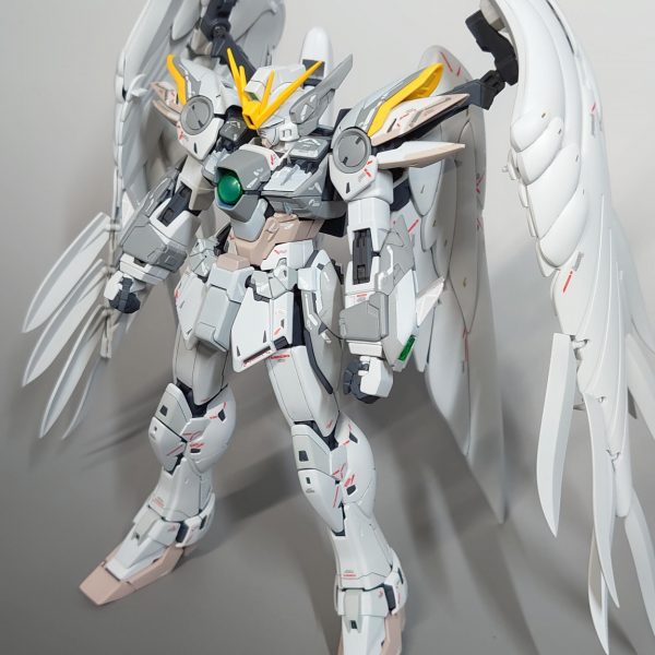1/100 MG ウィングガンダムゼロカスタムver.ka(スノーホワイト