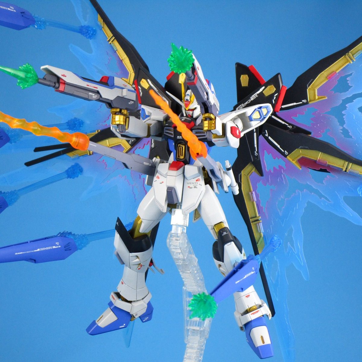 HGCE ZGMF-X20Aストライクフリーダムガンダム｜どーもとP(堂本晃司