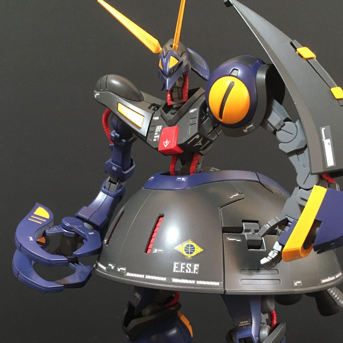 HGバウンド・ドッグ ティターンズカラー ｜ロメオ8さんのガンプラ作品