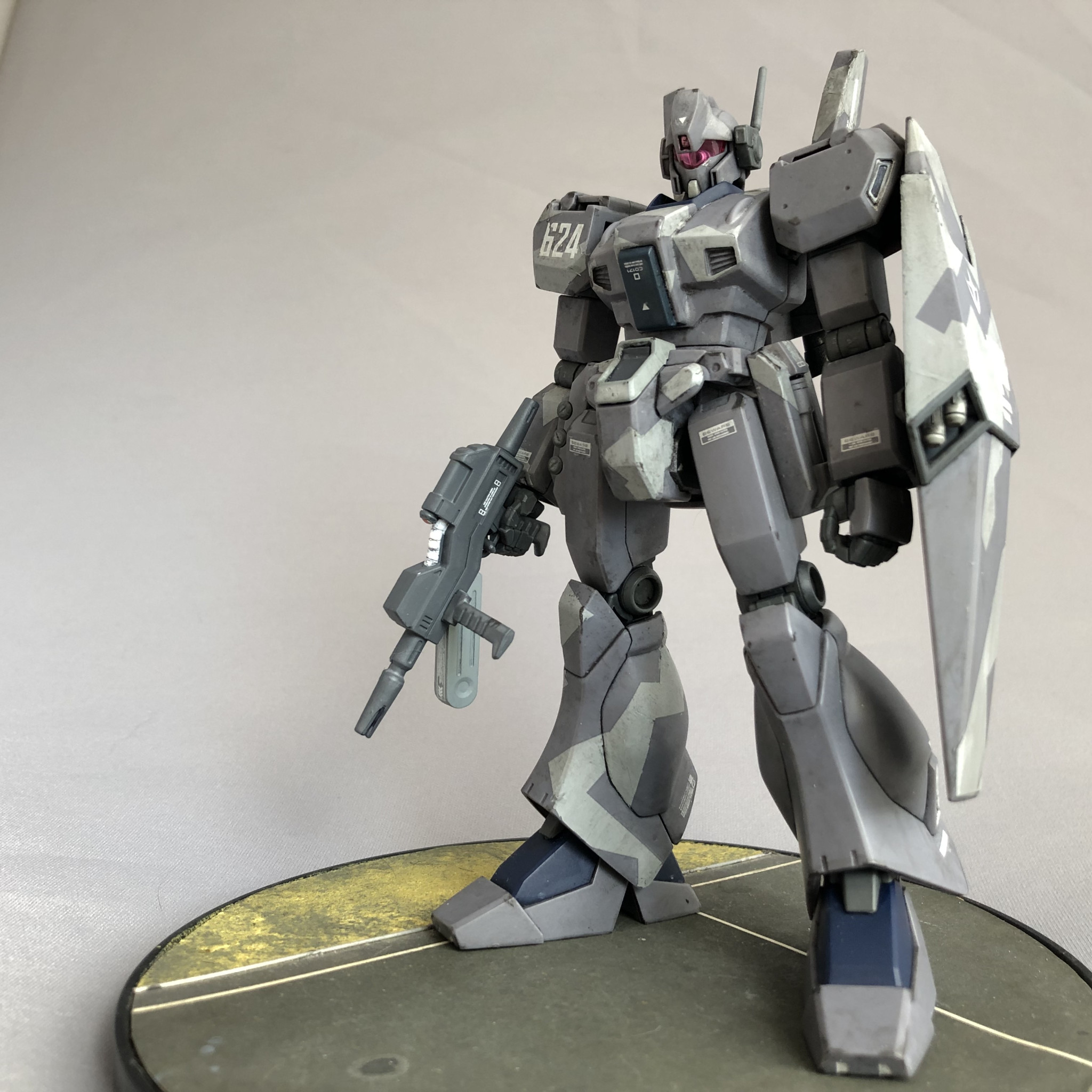 HGUC】ジェガンD型(迷彩仕様）｜ぱんきちさんのガンプラ作品｜GUNSTA
