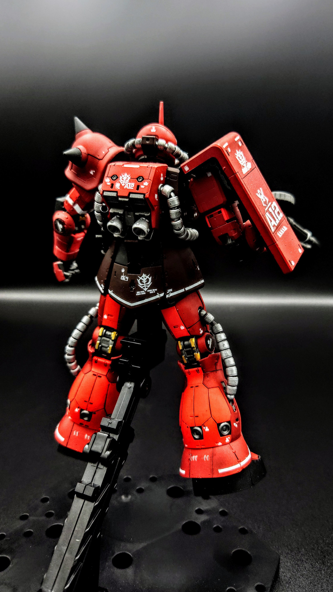 RG シャア専用ザクⅡ｜veil77さんのガンプラ作品｜GUNSTA（ガンスタ）