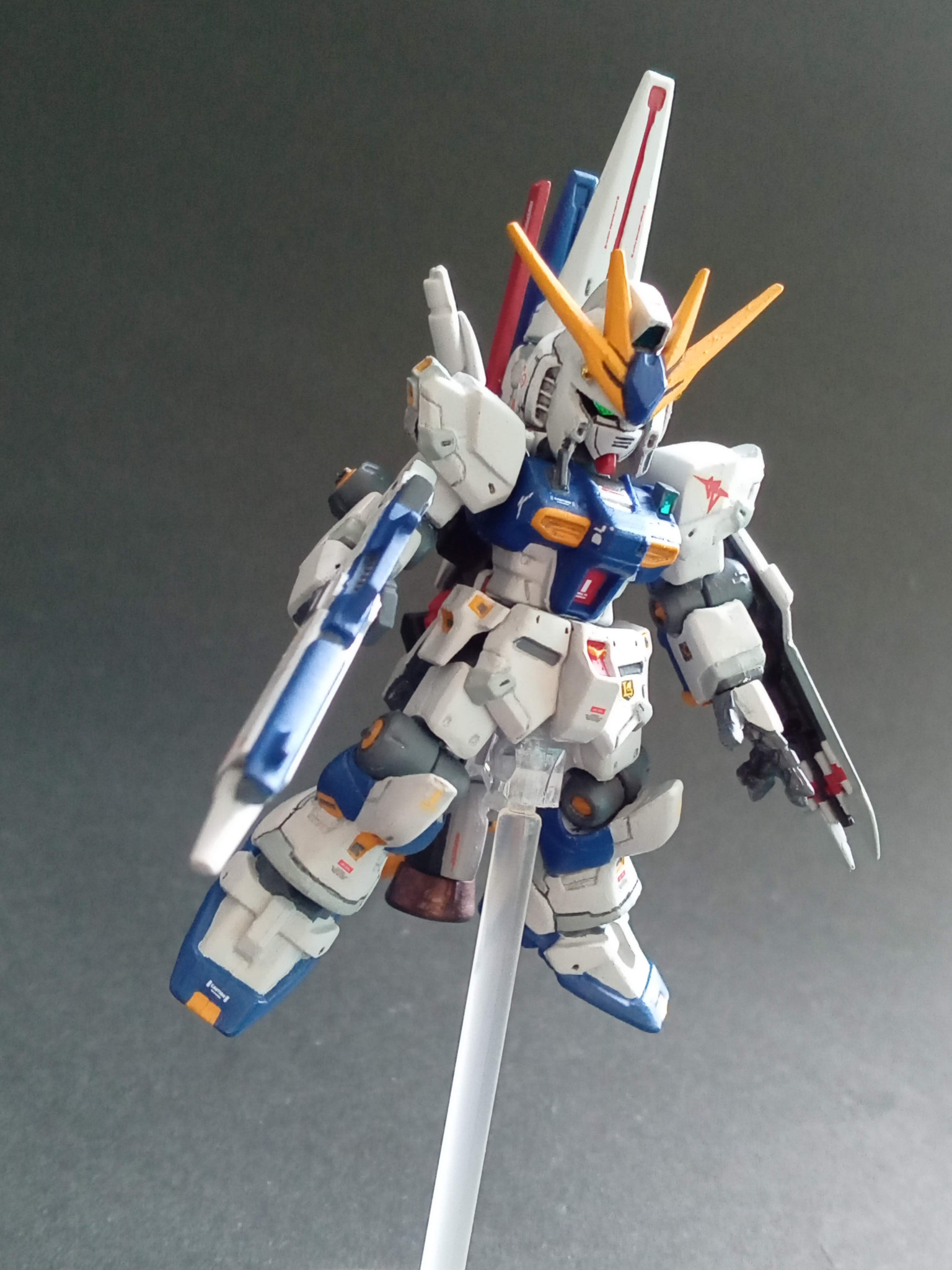 モビルスーツアンサンブル・νガンダムリペイント｜マッドさんさんの