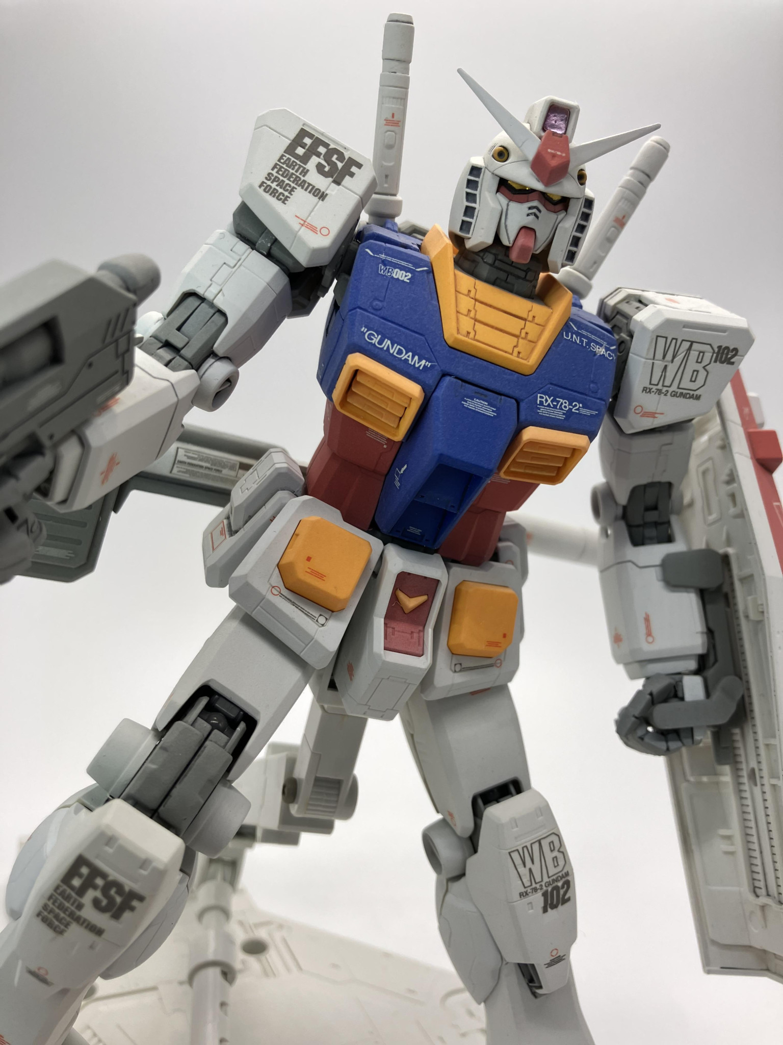 MG RX-78-2ガンダム Ver.ONE YEAR WAR 0079 全塗装｜ASURさんの