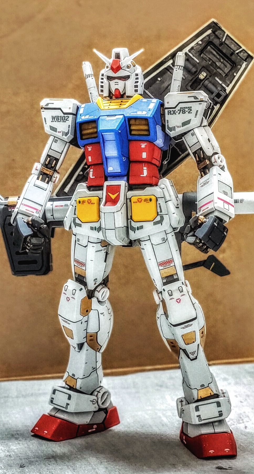 MG 1/100 RX-78-2 ガンダム Ver.3.0 部分塗装 ウェザリング｜綱島