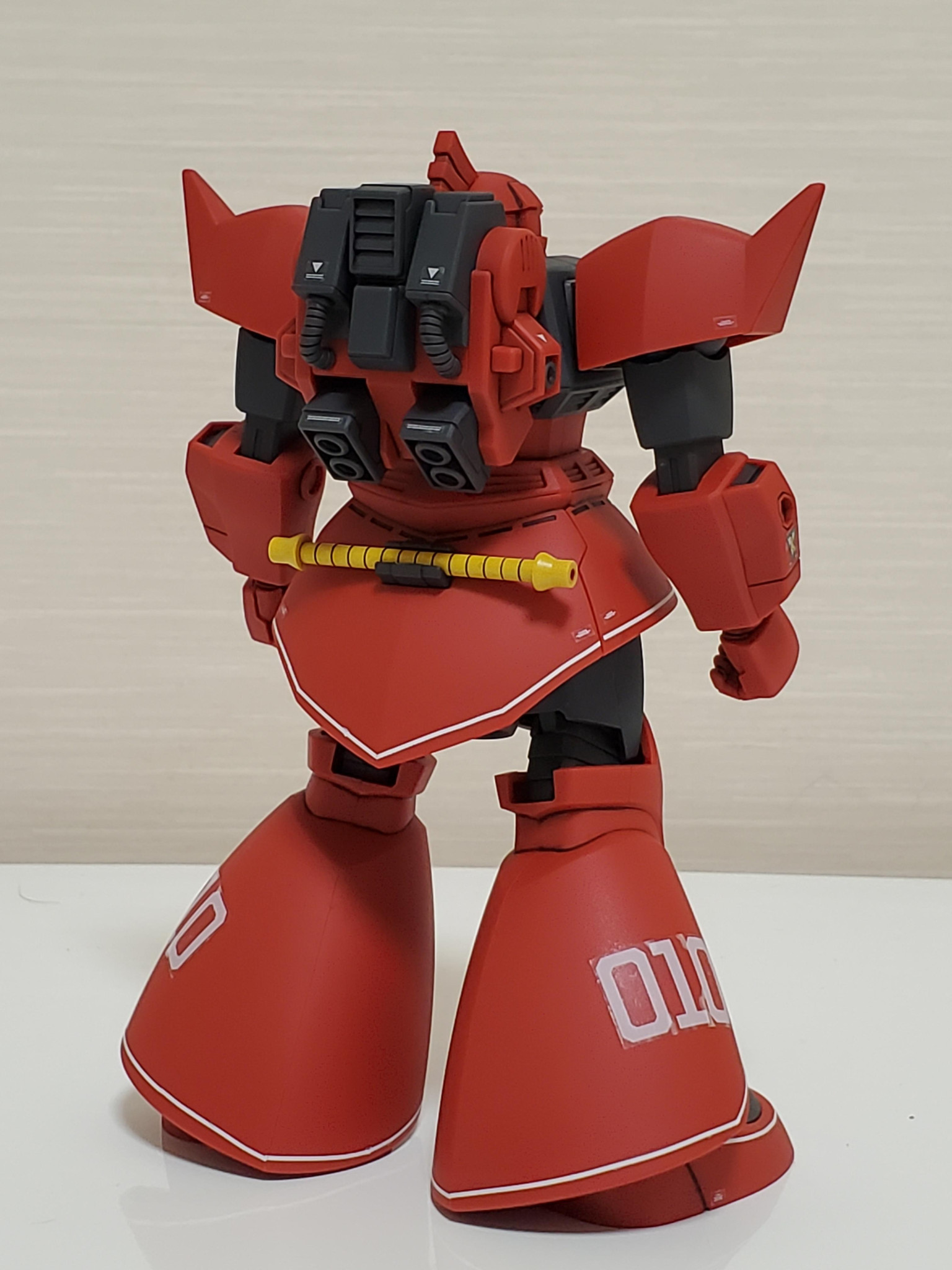 HGUC MS-14B ジョニー・ライデン専用ゲルググ｜UGAさんのガンプラ作品