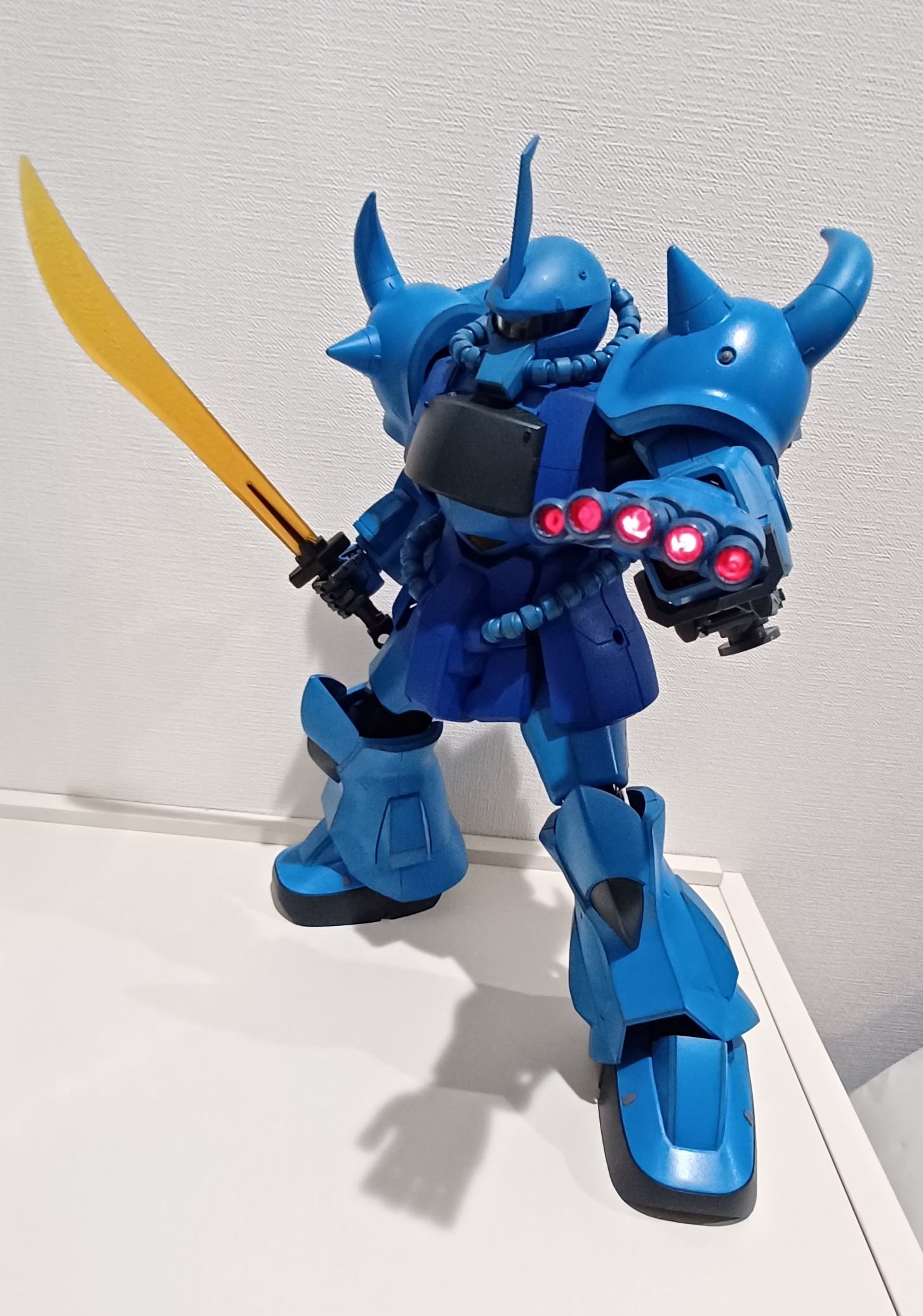 ハイパーハイブリッドモデルグロリアスシリーズGouf MS-07B プラモデル