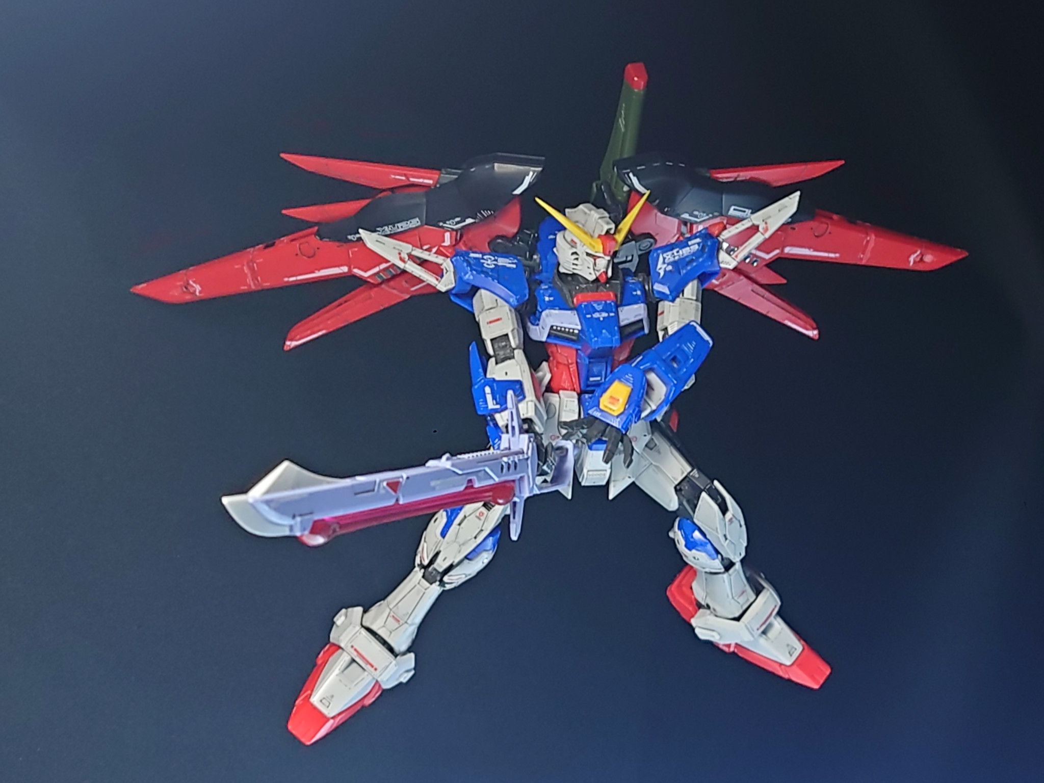 ZGMF-X42S デスティニーガンダム｜E12改さんのガンプラ作品｜GUNSTA