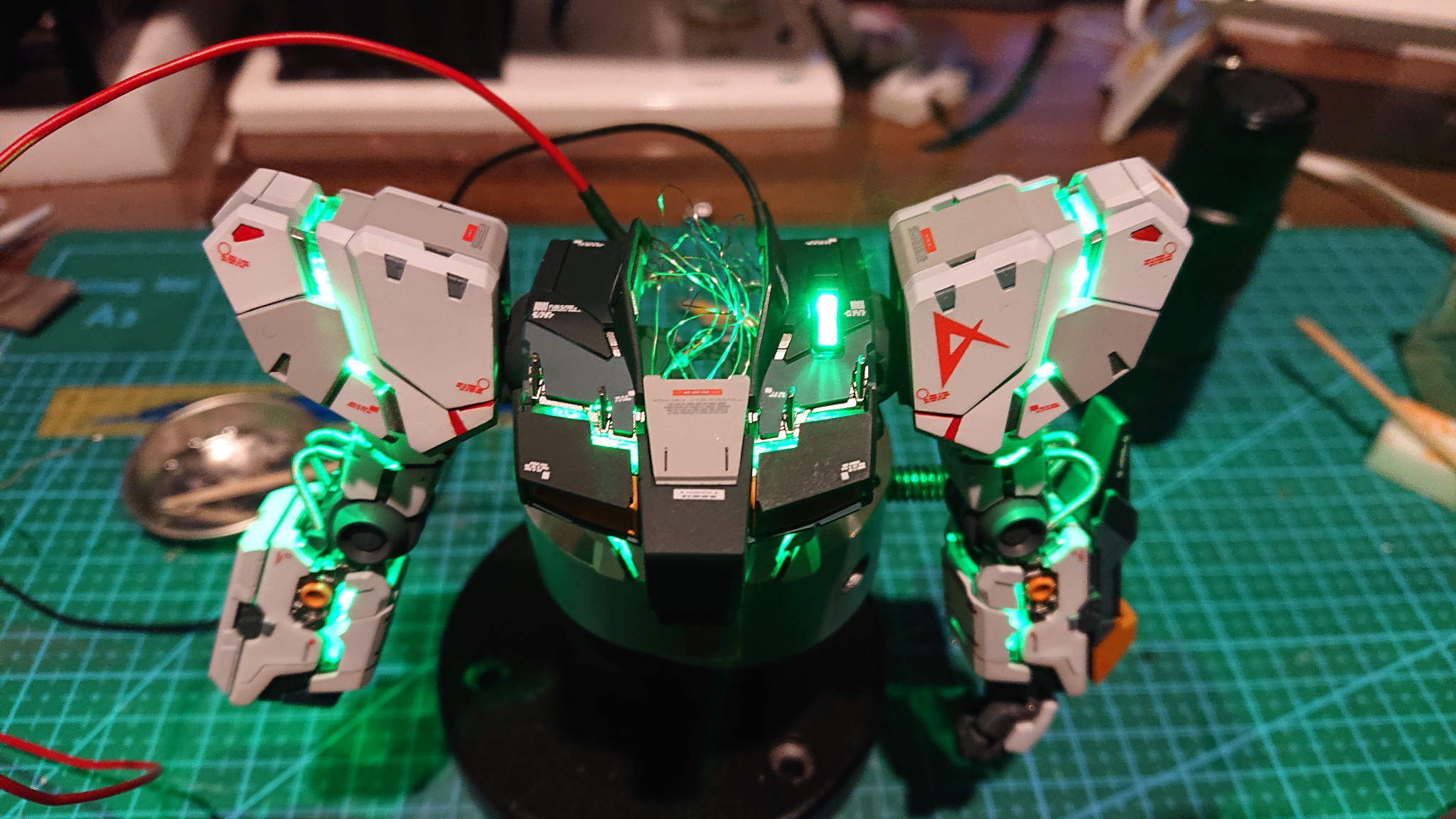 νガンダム サイコフレーム フル電飾｜田坂支店長さんのガンプラ作品