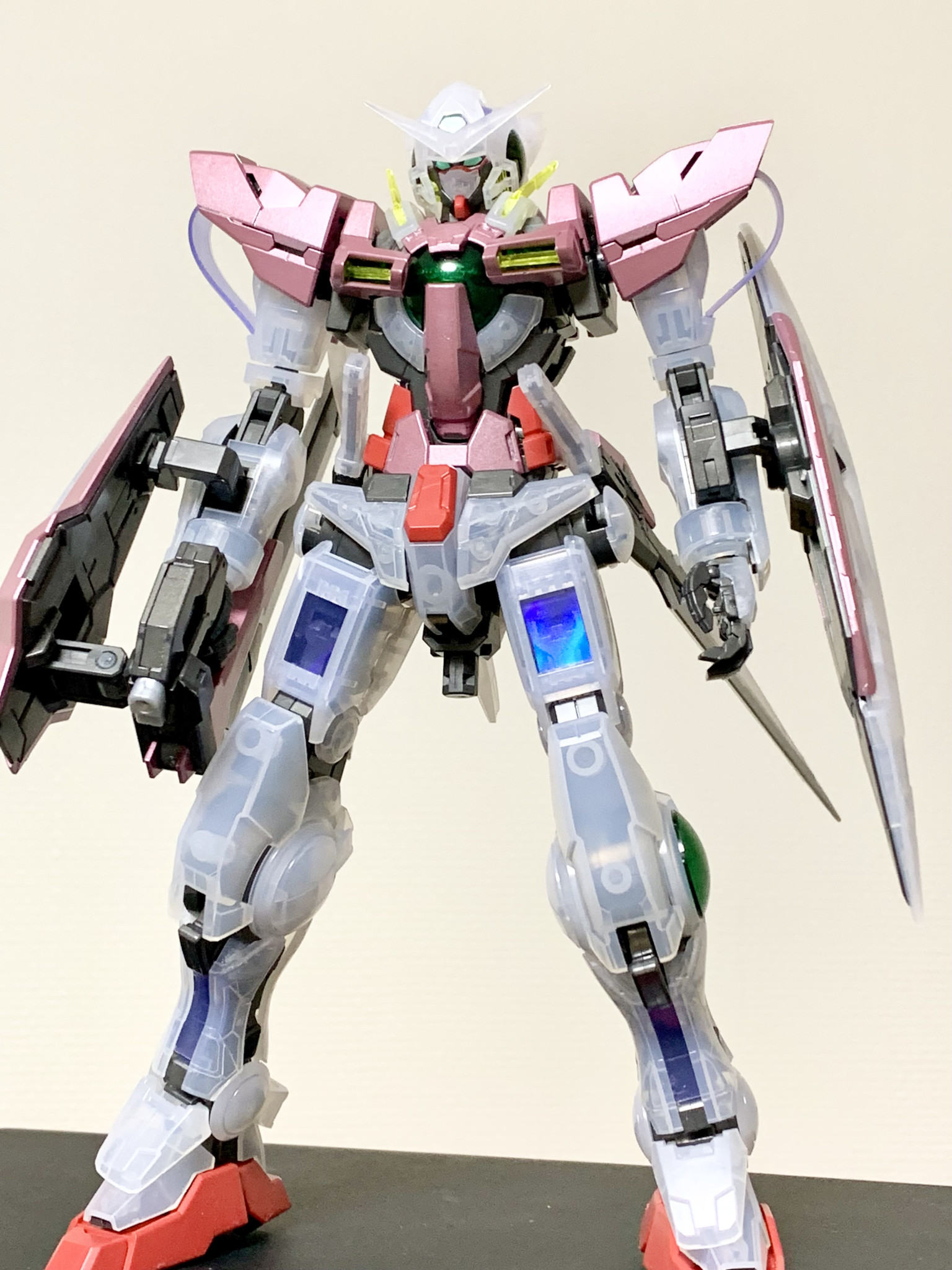 ガンダムエクシア ソリッドクリアアナザー｜ねぼすけさんのガンプラ