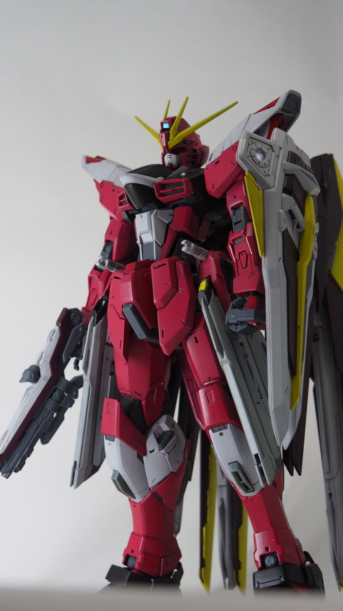 MG 1/100 ZGMF-X10A フリーダムガンダムVer.2.0 ジャスティスカラー