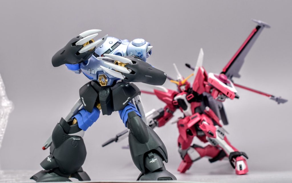 マイティー・ストライク・ズゴックE ＋ キャバリアー・アイフリッド-X4