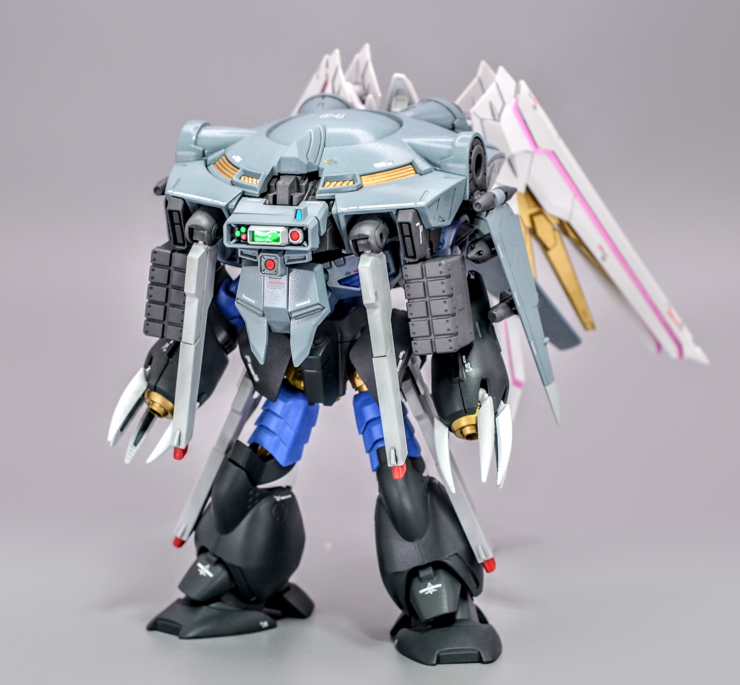 マイティー・ストライク・ズゴックE ＋ キャバリアー・アイフリッド-X4