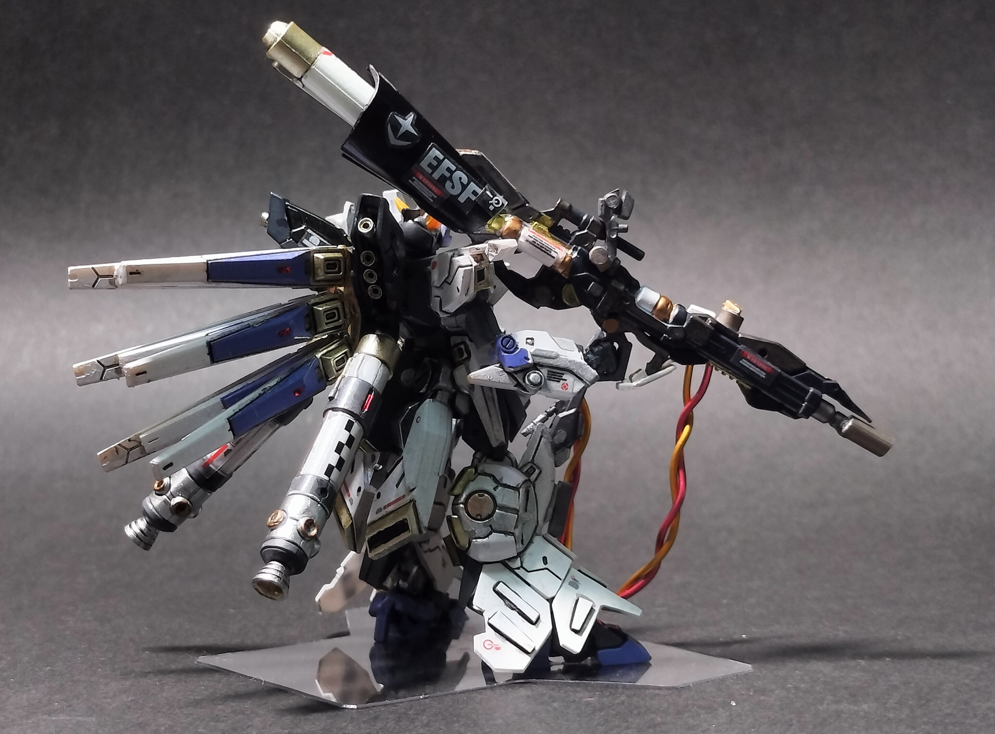 RX-93-8 FAT ＜アーティファクト＞｜Kaishi-Denさんのガンプラ作品