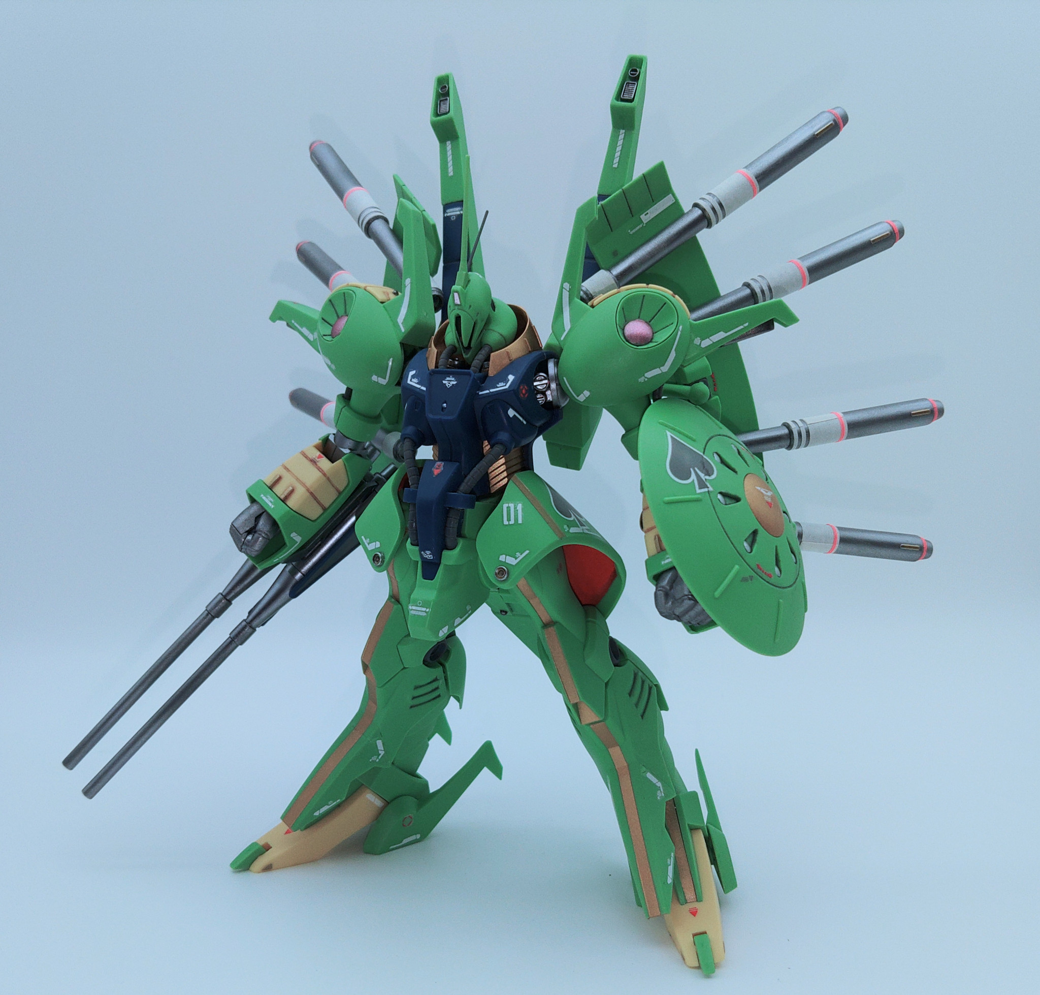 パラス・アテネ レコアカスタム｜モノビャさんのガンプラ作品｜GUNSTA