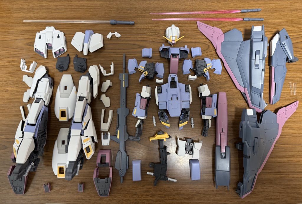 PG 1/60 MSZ-006 ゼータガンダム Ver.oKa Color｜nanさんのガンプラ