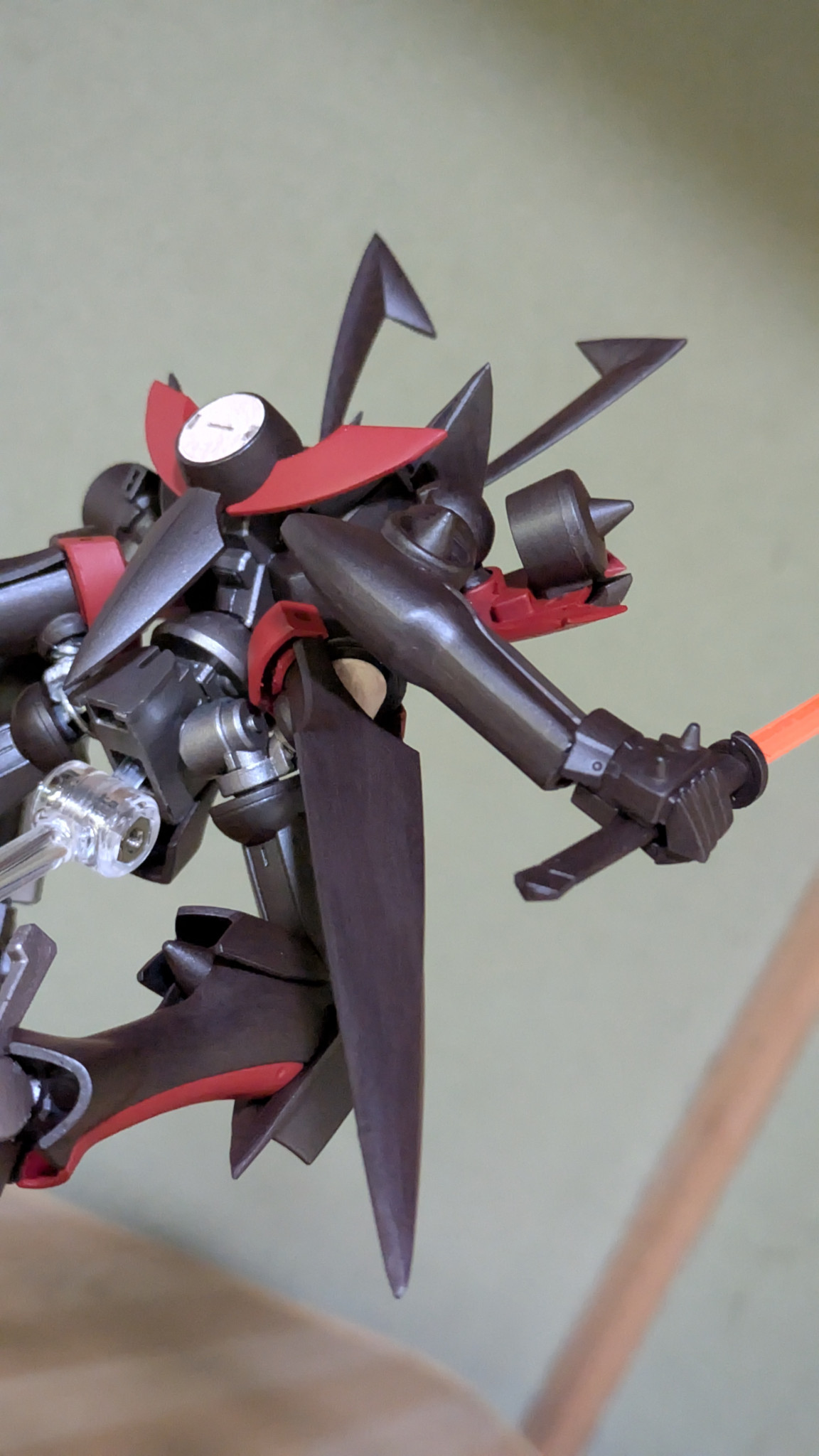 筆塗りトランザム表現『マスラオ』｜Mio ガンプラ会さんのガンプラ作品