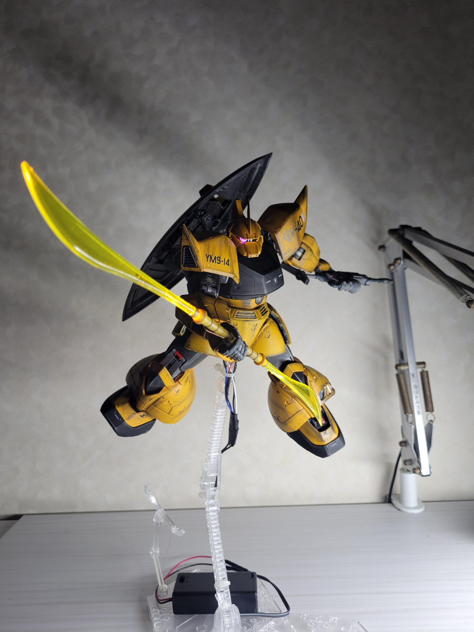 MG】俺専用先行量産型ゲルググ (全塗装/電飾)｜iloveyellowさんの