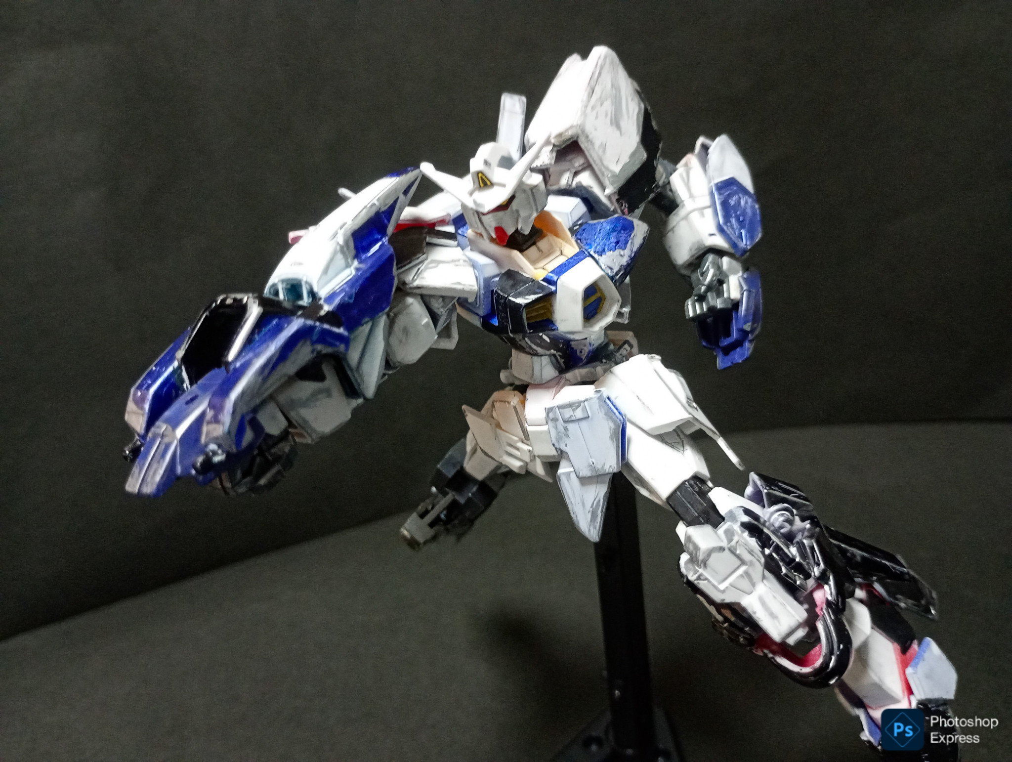 左右非対称！！】 ガンダムAGE-1 ジャンク・アームド｜ほたて大権現