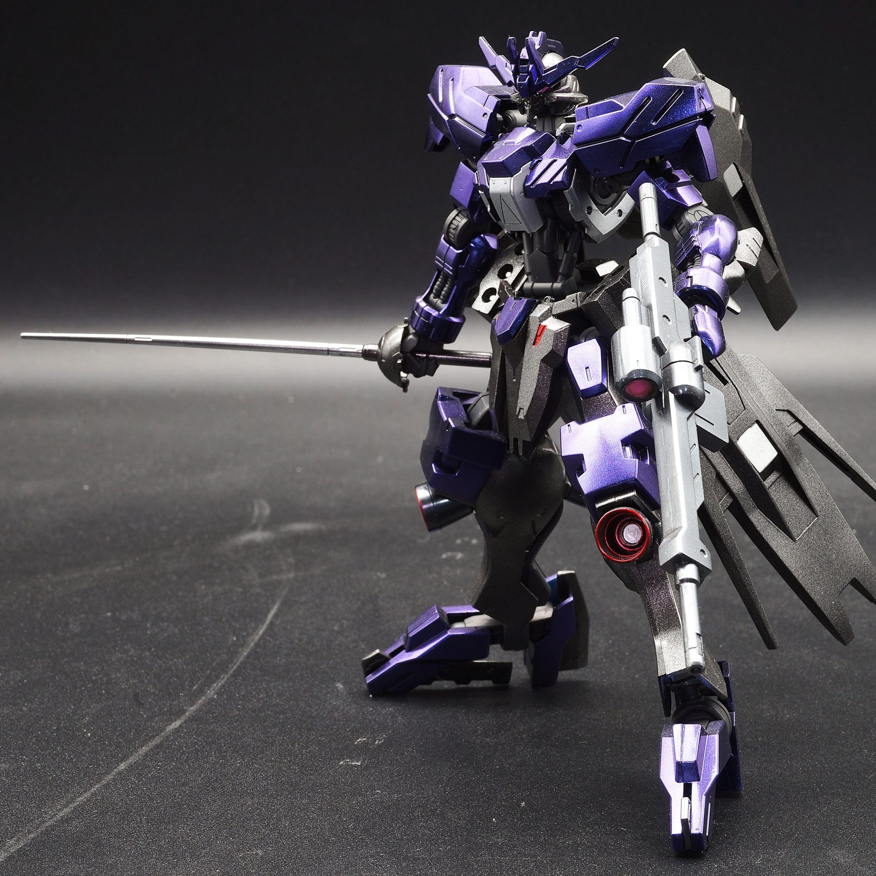 HGガンダムヴィダール メタリック塗装｜あるむさんのガンプラ作品