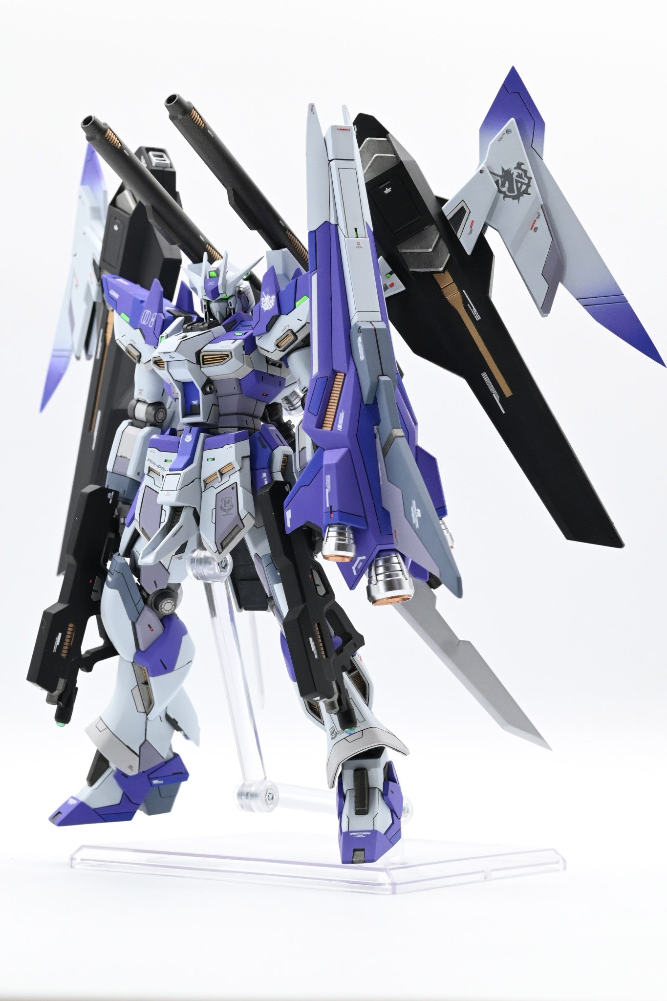HGBF hi-νガンダムインフラックス｜J／ジェイさんのガンプラ作品