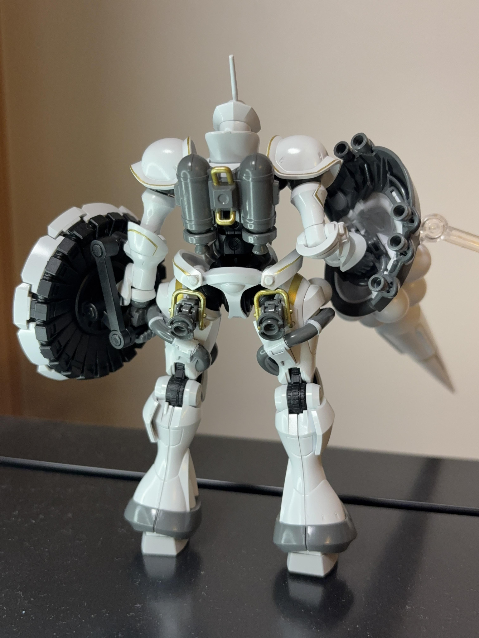 MS-15/H エグザベ専用ギャン(ハクジ装備)｜LABOさんのガンプラ作品